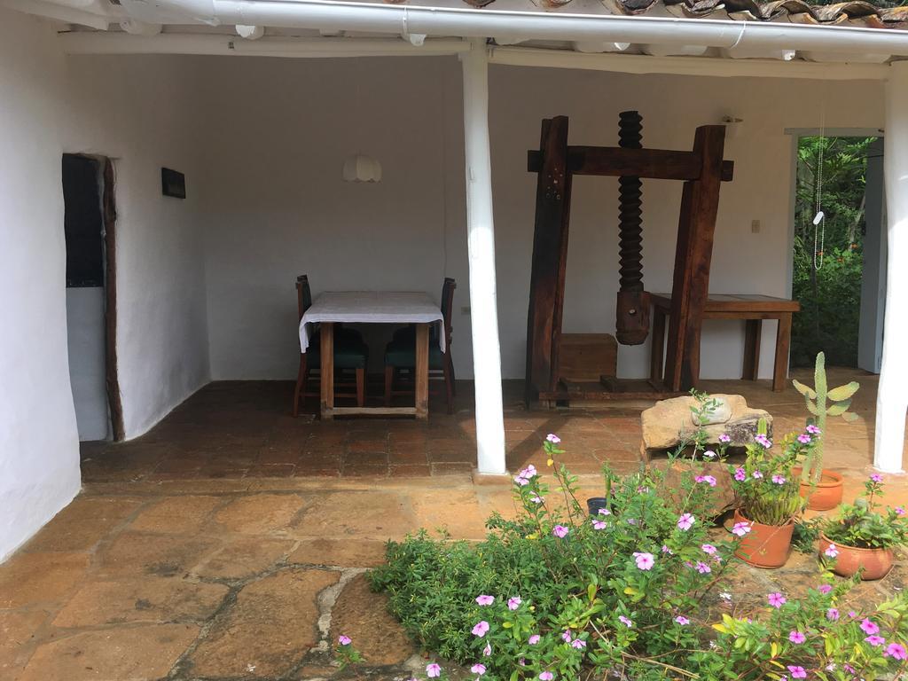 Albahaca Hospedaje Tienda Barichara Εξωτερικό φωτογραφία